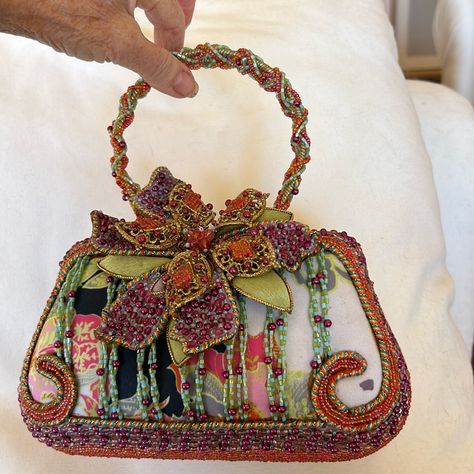 Mary Frances Beaded And Fabric Hard Sided Small Satchel. Great Condition, Possibly Never Used. Fabric Covered Snap. Double Headed Handles. Approximately 7.5” Wide; 9” Tall To Top Of Handles; 3.5” Deep. Stunning! Curvy Alternative Fashion, Mary Frances Bags, Mary Frances Handbags, Fancy Purses, Novelty Handbags, Purse Essentials, Mary Frances, Favorite Handbags, Beaded Bag