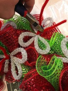 christmas deco mesh wreath Mesh Christmas Wreaths, Real Christmas Wreaths, Christmas Deco Mesh Wreath, Diy Deco Mesh Wreath, Christmas Deco Mesh, Faux Christmas Trees, Red And Green Christmas, Deco Mesh Christmas Wreaths, Christmas Mesh Wreaths