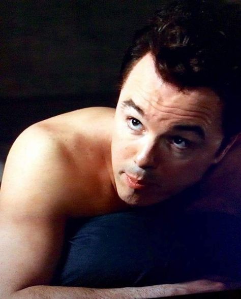 Seth Macfarlane Kiss, Seth Mcfarlane, Seth Macfarlane, Hey Handsome, Hot Damn, Man Crush, My Crush, Simple Makeup, Harley Quinn