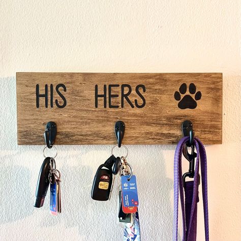 His Hers Dog Key Holder, Key And Leash Holder, Dog Home Decor Ideas, Key Holder Wall Decor, Decorating Themes For The Home, Customized Wood Gifts, Home Decor For Couples, Cute House Warming Gifts, First Home Ideas Decor Couples