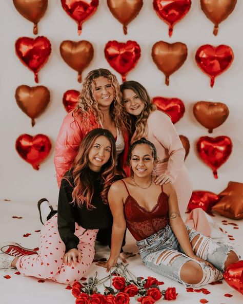 23 FUN GALENTINE'S DAY IDEAS YOUR FRIENDS WILL LOVE - Stylin by Sarita Galentines Day Ideas, Valentines Party Decor, Vision 2024, Galentines Party, 2024 Ideas, Valentine Party, Valentines Crafts, Food Appetizers, Holiday Foods