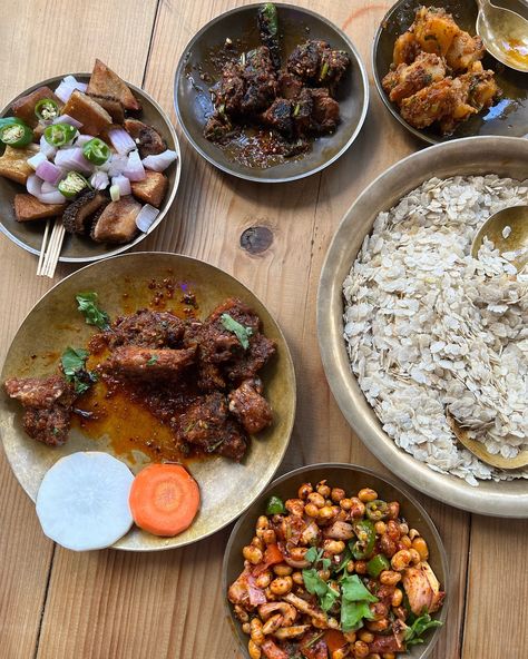 Everything we ate in Nepal 🤤 This post makes me want to go back 😭 #food #nepalfood #foodinnepal #kathamandu #foodie #nepalifood #craving #hungry Nepal Food, Nepali Food, Nepal, Diet, Quick Saves