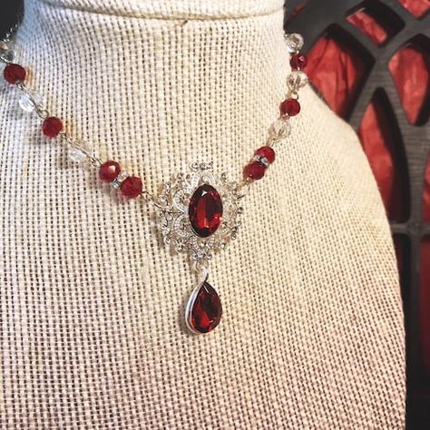 Formal Jewelry, Acrylic Set, Stainless Steel Chain Necklace, Gothic Necklace, Chattanooga Tn, Red Necklace, Red Jewelry, Elegant Red, Jewelry Lookbook