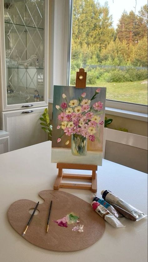 Art Pieces Painting, Creative Hobbies To Try, Do It For You, Painting In A Field, Small Hobbies, Everyday Poses, New Hobby Ideas, Someone Painting, Artistic Hobbies