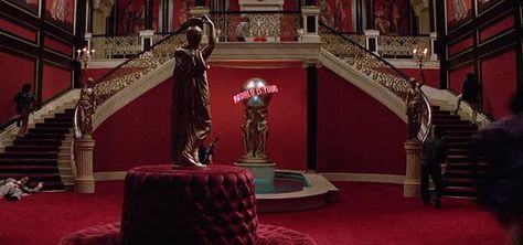 Scarface, production design by Ferdinando Scarfiotti Zoom Wallpaper, Tony Montana, Beautiful Villas, Types Of Houses, The Godfather, Art Deco Design, Traditional Design, Montana, Color Design