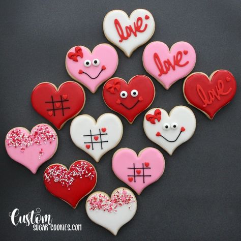 Valentines Bakery, Valentine Cookies Decorated, Valentines Day Sugar Cookies, Anniversary Cookies, Valentine Sugar Cookies, Valentines Baking, Sugar Cookie Royal Icing, Valentines Day Cakes, Sugar Cookie Designs