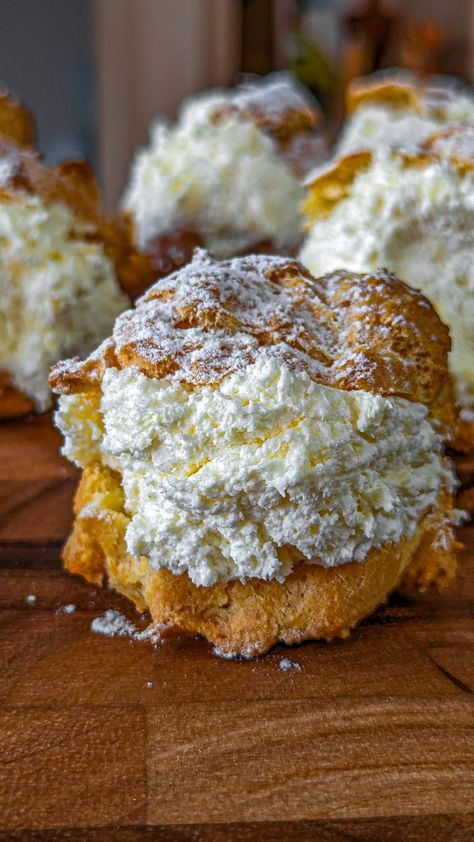 2. This Heartwarming Recipe Shows You How to Recreate Mom’s Famous Cream Puffs My Pins Recipes, Famous Cream Puffs, Giant Cream Puff Recipe, Cream Puffs With Strawberries, Boston Cream Puffs, Pastry Easy Recipe, Crochembuche Recipes, Recipes With Jet Puffed Cream, Best Cream Puffs Recipe