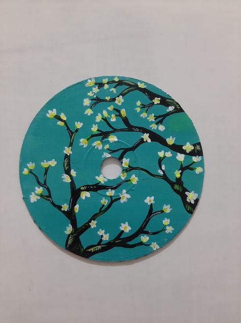 Cd Painting Ideas, Record Painting Ideas, Disc Art, Art Cd, Painted Records, Cd Wall Art, Cd Aesthetic, Cd Wall, Cd Painting