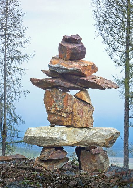 Stone Balancing, Stone Stacking, Stone Cairns, Rock Sculpture, Rock And Pebbles, Standing Stone, Earth Art, Stone Sculpture, Rock Design