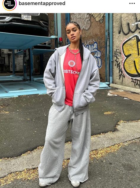 90s Eyeshadow, Grey Joggers Outfit, Grey Sweats Outfit, Makeup Inspo Aesthetic, Makeup Aesthetic Ideas, Alexis Carrington, Street Style Outfits Casual, Makeup Cosplay, Dance Outfits Practice