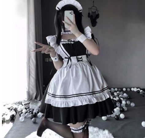 Maid Outfit Anime, Maid Cosplay, Maid Outfit, Anime Cosplay Costumes, Apron Dress, Japanese Outfits, Cosplay Dress, Anime Cosplay, Lolita Dress