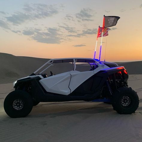 AlteredUTV on Instagram: “Beautiful weekend in Idaho. Couldn’t ask for better weather . . . . #alteredutv #utv #polarisrzr #rzr #rzr1000 #rzr900 #rzrturbo #polaris…” Rzr 1000 4 Seater, Cool Dirt Bikes, Rzr 1000, Reverse Trike, Rzr Turbo, Rzr 900, Beautiful Weekend, Bike Pic, Polaris Rzr