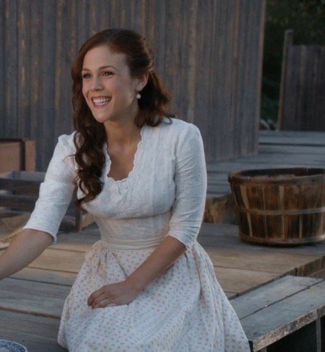 Elizabeth Thatcher Oor Wullie, Elizabeth Thatcher, Erin Krakow, Jack And Elizabeth, Army Wives, 1910s Fashion, Heart Clothes, Summer Romance, Hallmark Movies