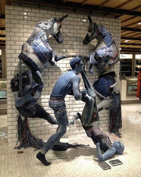 Denim Window Display, Denim Display, Galeries Lafayette Paris, Lafayette Paris, Clothing Store Displays, Clothing Store Design, Denim Art, Retail Windows, Store Windows