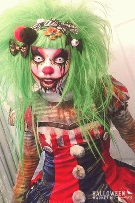 Clown Costume Halloween, Maquillage Halloween Clown, Scary Clown Costume, Makeup Zombie, Halloween Makeup Clown, Halloweenský Makeup, Clown Halloween Costumes, Scary Clown Makeup, Vintage Halloween Photos