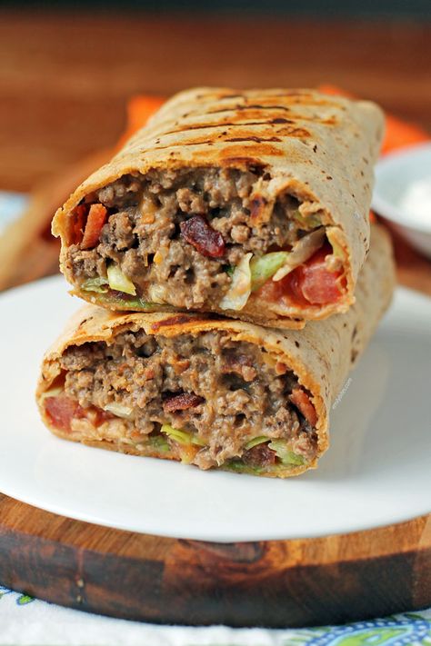 Bacon Cheeseburger Wraps - Emily Bites Burger Wrap, Cheeseburger Wraps, Emily Bites, Wrap Recipe, Bacon Cheeseburger, Minced Meat, Big Mac, Ww Recipes, Wrap Sandwiches