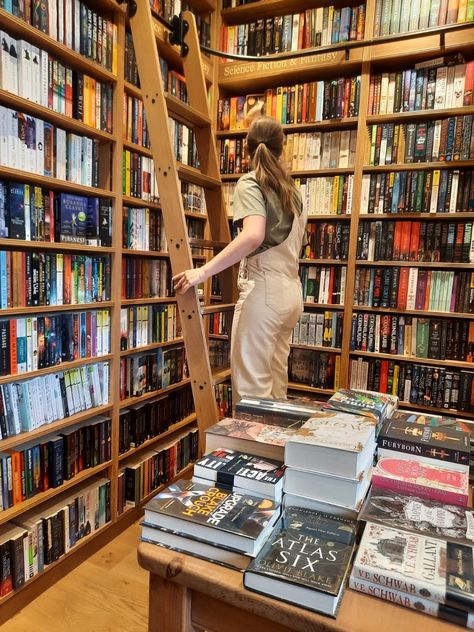 Bookstore Cafe Owner Aesthetic, Book Shop Worker Aesthetic, Working At Bookstore, Running A Bookstore, Book Store Worker Aesthetic, Book Seller Aesthetic, Bookstore Employee Aesthetic, Library Worker Aesthetic, Working In Bookstore