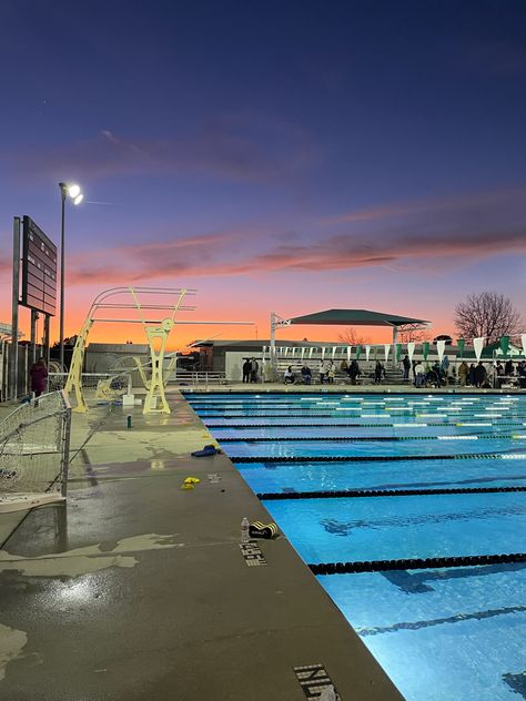 Swim Camp, Swimming Motivation, Swimming Pictures, Swimming World, I Love Swimming, Swimmers Life, Swim Practice, Swimming Classes, Swim Coach