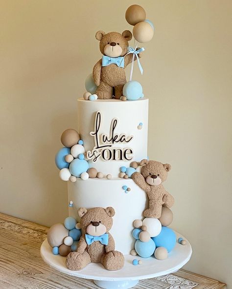 Baby Shower Cake Bear Theme, Bear Cake Baby Shower Boy, Teddy Bear 1st Birthday Cake, We Can Bearly Wait Cake Ideas, Teddy Bear Baby Shower Theme Boy Cake, Teddy Bear Baby Shower Cake Boys, Cake Bear Baby Boy, Teddy Bear Balloon Cake, We Can Barely Wait Cake