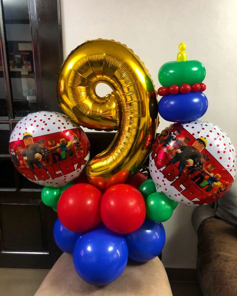 Roblox Balloon Decor, Roblox Balloons, Roblox Cakes, Bday Balloons, Roblox Party, Roblox Cake, Apple Watch Wallpaper, Balloon Decor, Balloon Decorations Party