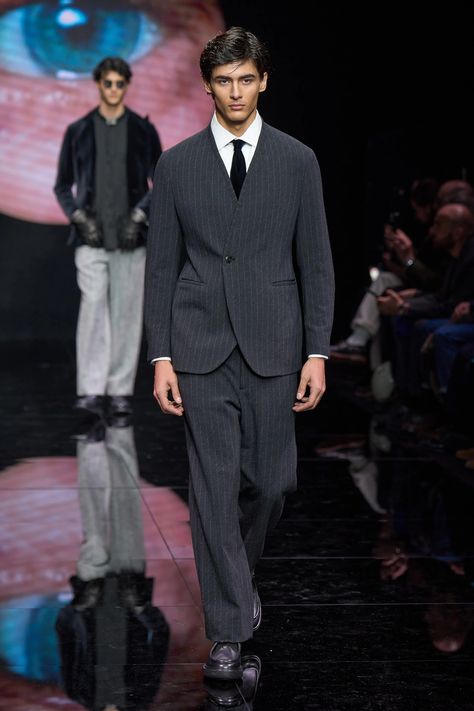 Giorgio Armani Fall 2024 Menswear Collection | Vogue Giorgio Armani Designer, Armani Menswear, Armani Suits, 2024 Menswear, Steve O, Three Piece Suit, Menswear Fashion, Menswear Collection, Winter 2024