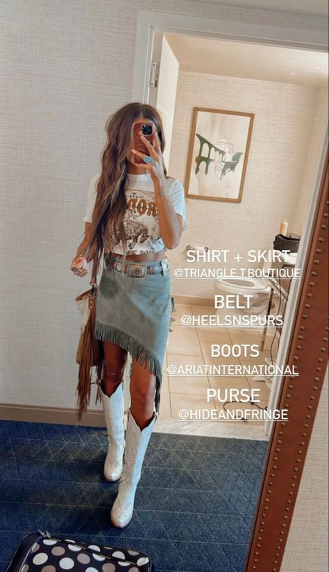 Cowboy New Years Outfit, Cute Nfr Outfits, Cowgirl Boots With Skirts Outfit, Outfit For Shania Twain Concert, Teal Cowboy Boots Outfit, Nashville Women’s Outfits, Western Club Outfits For Women, Lane Boots Outfit, Parker Mccollum Concert Outfit Winter