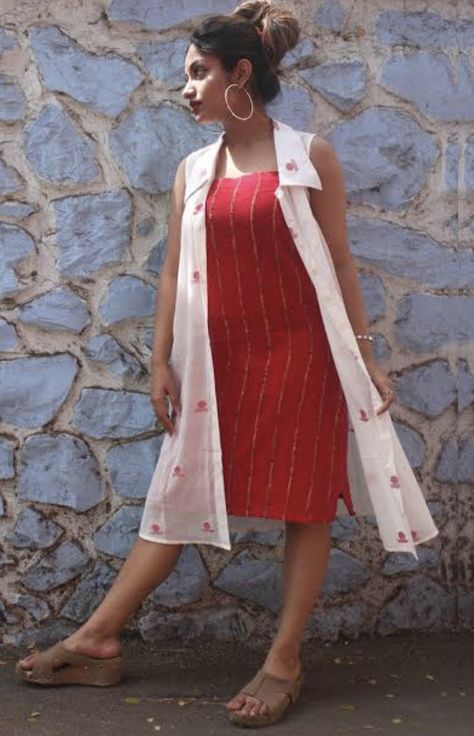 Red And White Outfit Casual, Jumpsuits For Women Indian, Jamdani Dress, Jamdani Fabric, Cotton Dress Pattern Indian, White Outfit Casual, Handloom Dress, Chelsea Collar, Fusion Fashion