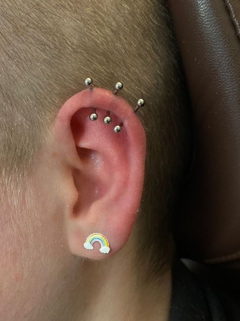 Triple Vertical Helix Piercing Spikes, Triple Vertical Helix Piercing, Spike Helix Piercing, 3 Helix Piercing, Vertical Helix Piercing, Vertical Piercing, Triple Helix Piercing, Triple Helix, Piercing Inspo