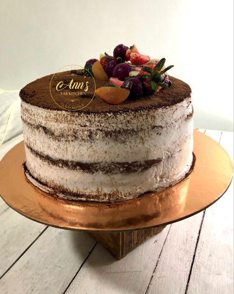 Tiramisu Cake Design, Tiramisu Birthday Cake, Chocolate Chiffon Cake, Cocoa Cake, Snack Hacks, Tiramisu Cake, Birthday Cake Chocolate, Birthday Cakes For Men, Chocolate Powder