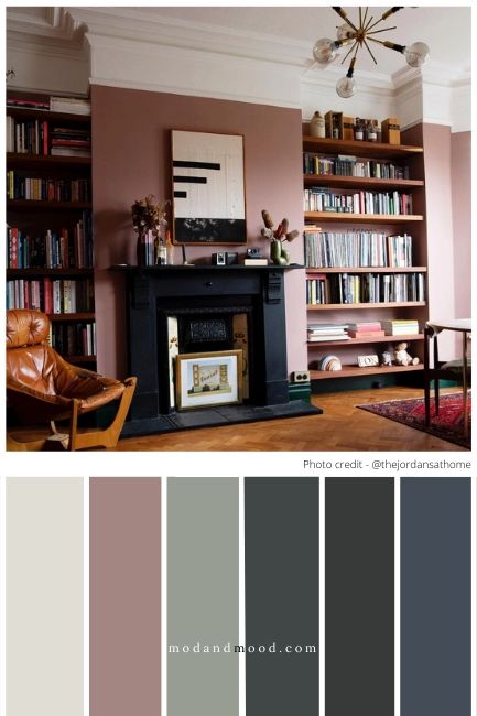 Valspar Nocturnal Green, Snug Paint Colours, Cosy Snug Living Room Ideas, Living Room Color Palate, Rose Living Room Decor, Pink Front Room Ideas, Sulking Room Pink Home Office, Mauve Couch Living Rooms, Navy Pink Living Room