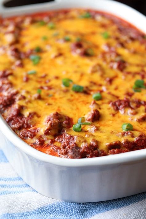 Low Carb Sour Cream Beef Bake Sour Cream Beef Bake, Beef Bake, Creamed Beef, Low Carb Casseroles, Keto Casserole, Poutine, Idee Pasto Sano, Low Carb Dinner, Diet Keto