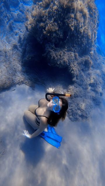 Freediving Aesthetic, Free Diving Photography, Sailing Aesthetic, Skin Diving, Scuba Diver Girls, Hawaii Theme, Oceans 11, Underwater Video, Women's Diving