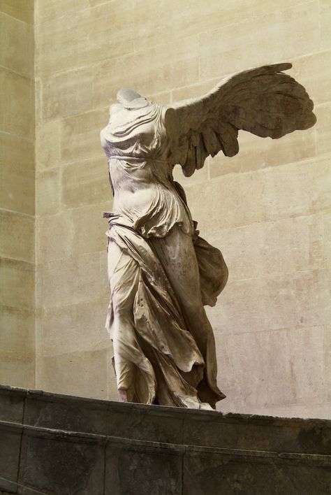 Winged Victory Of Samothrace, Easy Sculpture, Winged Victory, Auguste Rodin, Greek Sculpture, History Painting, Sculpture Ideas, Roman Art, Marble Statues