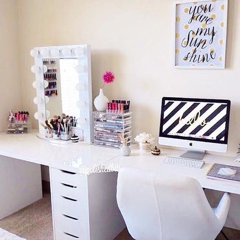 (paid link) Reasons you infatuation a bedroom vanity White Desk, Vanity Room, Teen Girl Bedroom, Room Stuff, Glam Room, Makeup Rooms