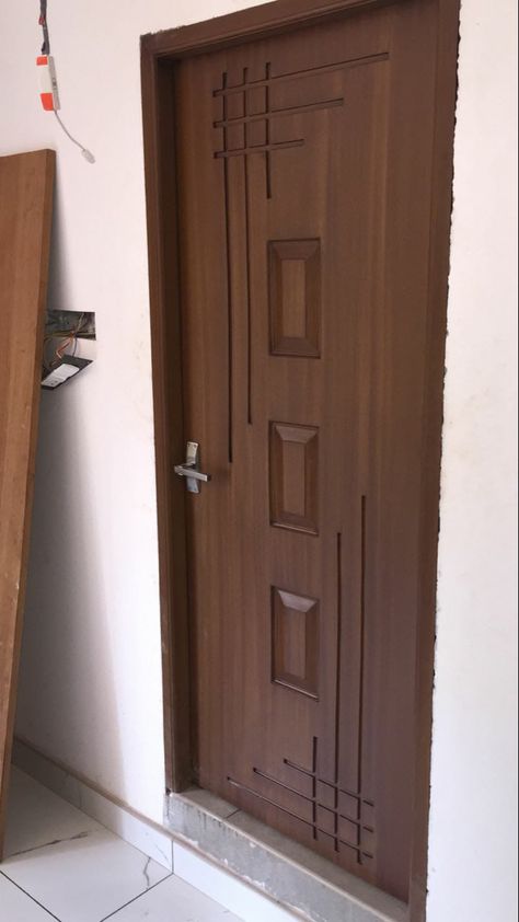 Bed Room Doors New, Bathroom Door Design Woods, Plywood Door Designs Modern, Main Entrance Door Design Modern, Pakistan Bedroom, Single Main Door Designs, Bathroom Door Design, Ostrich Meat, Main Door Design Photos