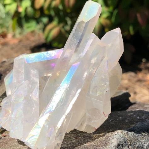 Angel Aura Quartz Meaning and Spiritual Properties Angel Aura Quartz Meaning, Aura Quartz Meaning, Angel Communication, Crystals Meanings, Quartz Meaning, White Aura, Healing Crystals Meanings, Aura Quartz Cluster, Crystal Aesthetic