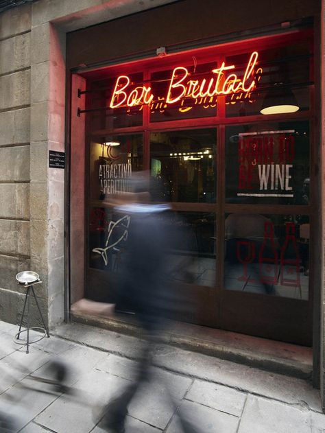 contents_1428 Bar Branding, Wine Bar Restaurant, Barcelona Food, Bar Signage, Container Bar, Restaurant Exterior, Sign Board Design, Pizza Bar, Exterior Signage