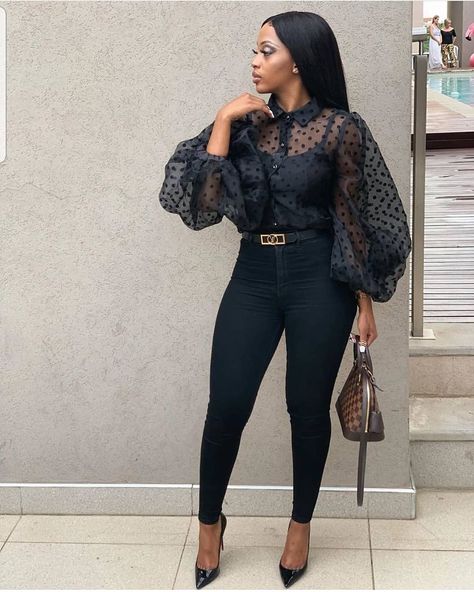 Fashionista Women in Africa on Instagram: “Gorgeous 💕💖💗💙😍😘💋🔥❤💗 ....................................... Tag Someone who should see this post 👇 #afro_deluxe#deluxe_selfie#afro_deluxe” Serwaa Amihere, Fashionable Work Outfit, Classy Work Outfits, Looks Black, Latest African Fashion Dresses, Casual Work Outfits, Looks Chic, Work Outfits Women, Curvy Outfits