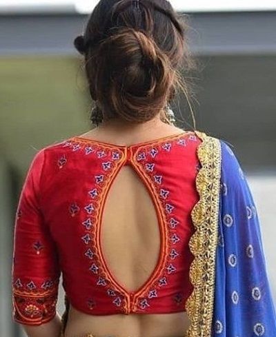 Latest 75 Blouse Back Designs for Sarees and Lehenga (2021) Bride Looks, Indian Blouse Designs, Blouse Back Neck, Blouse Designs Catalogue, Saree Blouse Neck Designs, New Saree Blouse Designs, Backless Blouse Designs, Traditional Blouse Designs, Blouse Back Neck Designs