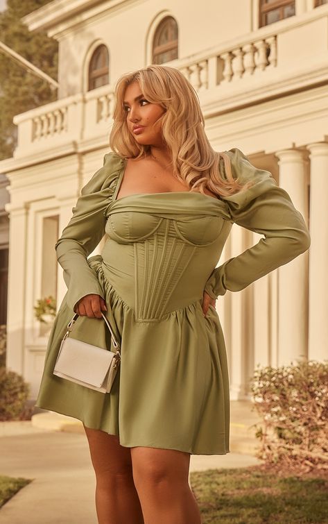 Plus Size Corset Dress, Green Summer Dresses, Plus Size Corset, Satin Corset, Beautiful Dresses For Women, Green Satin, Satin Material, Hot Dress, Corset Dress