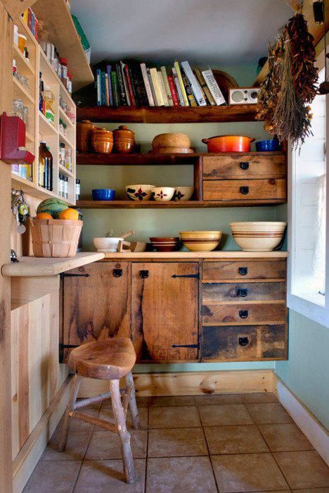 Love this Nook! Shelf Spacing, Shelving Pantry, Kitchen Open, Pantry Ideas, Kitchen Shelf, Open Shelves, Design Sponge, Wooden Kitchen, Industrial Chic