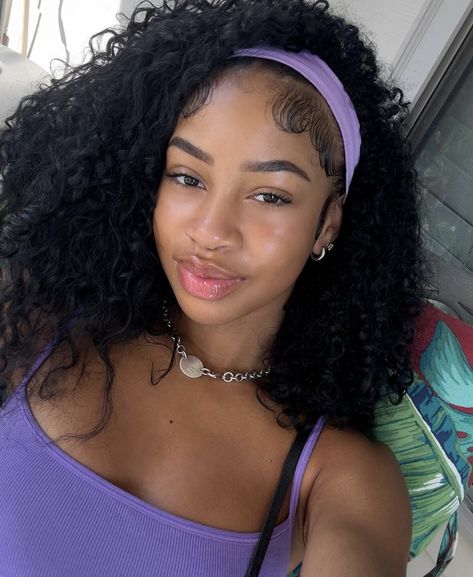 Pretty Dark Skin, Cute Curly Hairstyles, Girls Natural Hairstyles, Colored Curly Hair, Cute Box Braids Hairstyles, Different Hair Types, Beautiful Curly Hair, Natural Curls Hairstyles, Big Nose