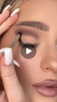 Eye Makeup Tutorial For Beginners Step By Step, Cocktail Party Makeup Ideas, How To Put Makeup On, Makeup Looks 2024, Self Makeup Tutorial, How To Do Eye Makeup, Make Up Tutorial Step By Step, Where To Put Makeup On Face, Bold Eye Makeup Looks