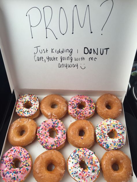 Cute Promposal Ideas, Promposal Ideas For Him, Cute Promposal, Girl Ask Guy, Creative Prom Proposal Ideas, Sadies Proposal, Cute Hoco Proposals, Formal Proposals, Cute Promposals