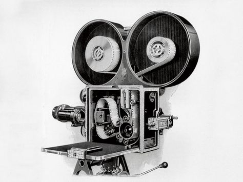 The Bell & Howell all-metal camera, c. 1912. Bell & Howell became a significant contributor to the development of motion picture camera technology - especially in the direction of smaller, lighter, and consumer-friendly. Page through this brief slideshow on the history of motion picture cameras: http://www.popularmechanics.com/technology/digital/visual-effects/a-brief-history-of-the-movie-camera Cool Raspberry Pi Projects, Digital Visual, Film Projector, Kodak Camera, Camera World, Old Movie, Film Lovers, Old Cameras, Cinema Camera