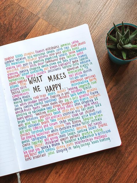 What Makes Me Happy, Journal Inspiration Writing, Bullet Journal Ideas Templates, Creating A Bullet Journal, Bullet Journal Mood Tracker Ideas, Bullet Journal Paper, Bulletin Journal Ideas, Diy Journal Books, Self Care Bullet Journal