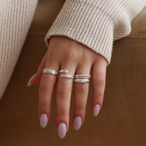 Princess Ring Silver Ring Stack Aesthetic, Flash Ring, Ring Combo, Aesthetic Nail, Ring Stacks, Girl Earrings, Ring Inspo, Dot Ring, Gold Rings Simple