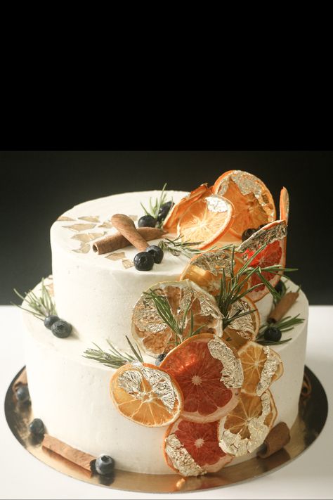 Dehydrated Fruit Cake Decoration, Cake With Dried Fruit Decoration, Dried Fruit On Cake, Dried Citrus Cake Decoration, Candied Orange Cake, Dried Fruit Cake Decoration, Dried Fruit Wedding Cake, Citrus Birthday Cake, Fresh Fruit Wedding Cake