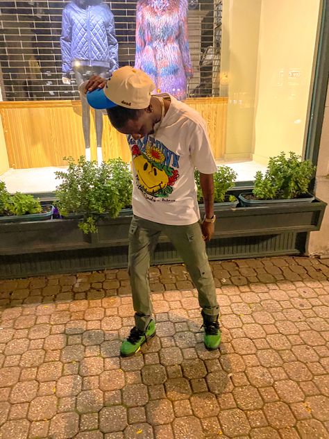 Jordan 6 Electric Green Outfit, Jordan 6 Electric Green, Jordan Streetwear, Green Vibes, Electric Green, Streetwear Men, Jordan 6, Green Outfit, Jordan 5