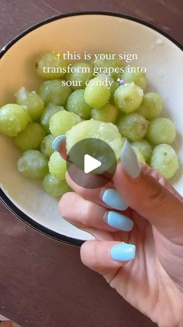 Angie Y. on Instagram: "✨frozen grapes transformed into a treat that literally tastes like sour candy 🤌🏻 #healthyrecipes #homemadecandy #vegan #easyrecipes #easyrecipe #fruit" Sour Frozen Grapes, Candy Videos, Frozen Grapes, Sour Grapes, Sour Candy, Homemade Candies, August 31, Kool Aid, How To Make Homemade